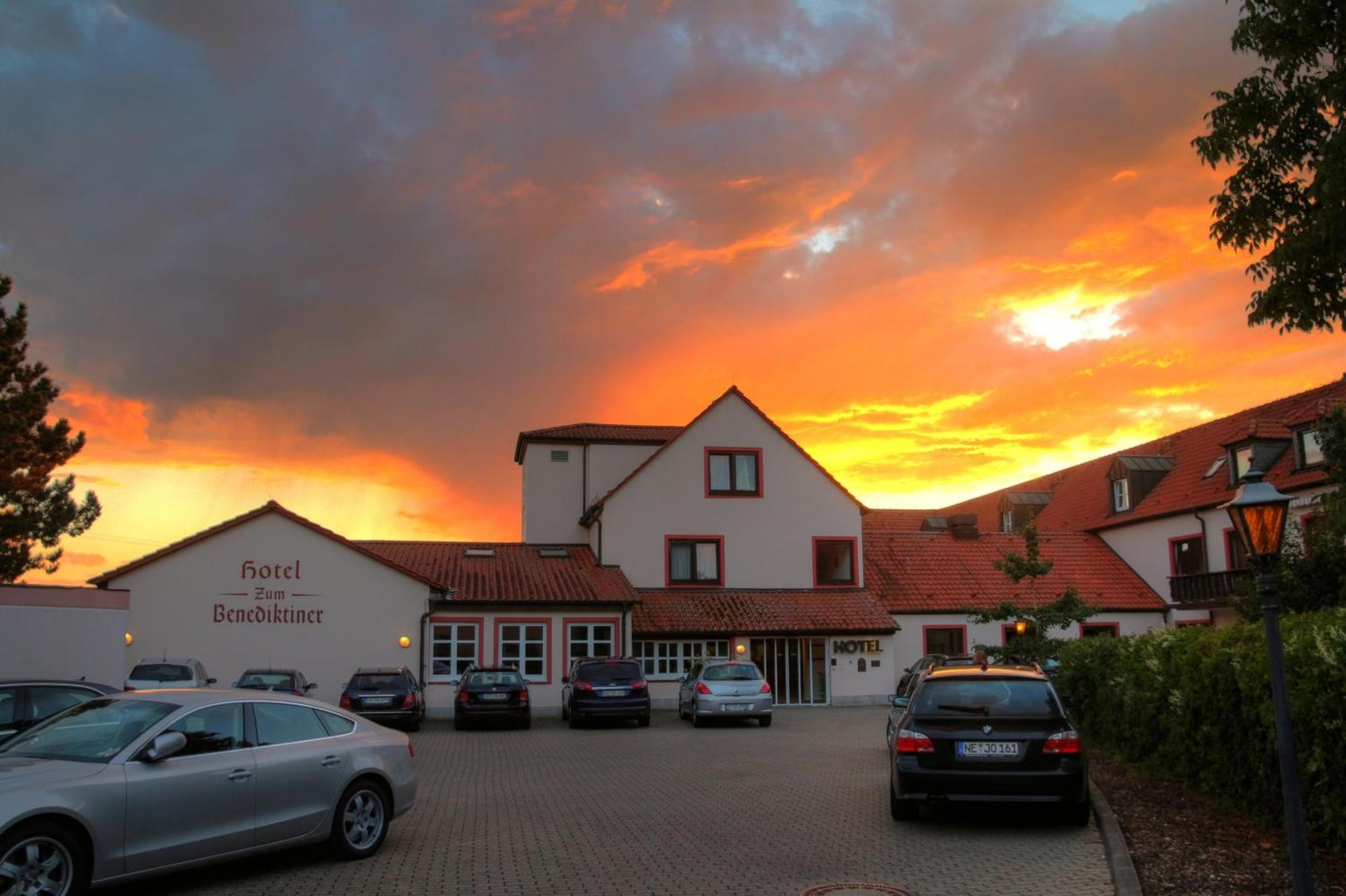 Flair-Hotel Zum Benediktiner Schwarzach am Main Exterior photo