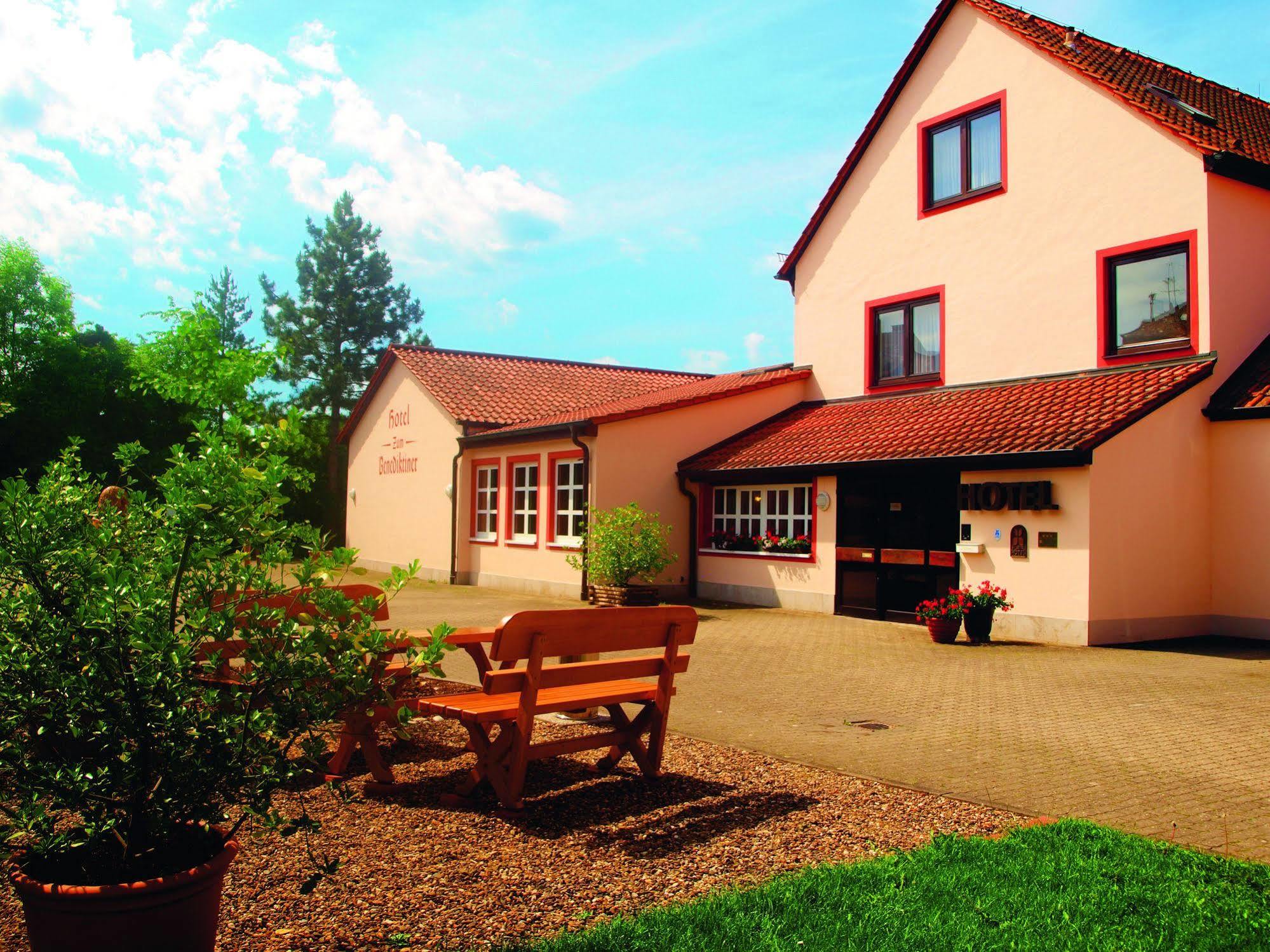 Flair-Hotel Zum Benediktiner Schwarzach am Main Exterior photo